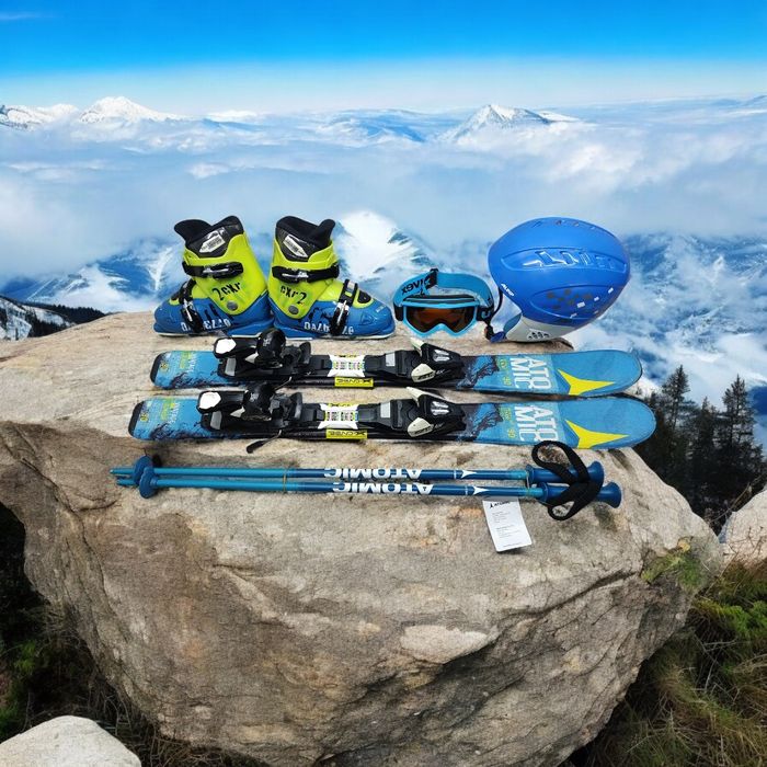 KOMPLET Narty Atomic 90 cm Buty 31 Kask Gogle Kijki