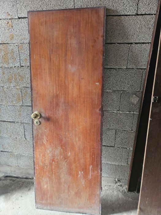 Duas portas interior/exterior424931504298414081