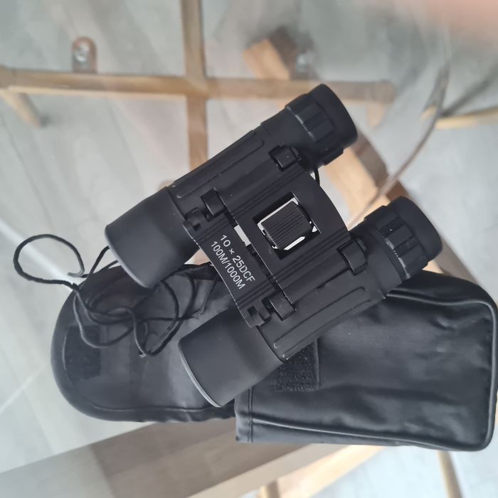 Binóculos amovíveis pequenos com estojo