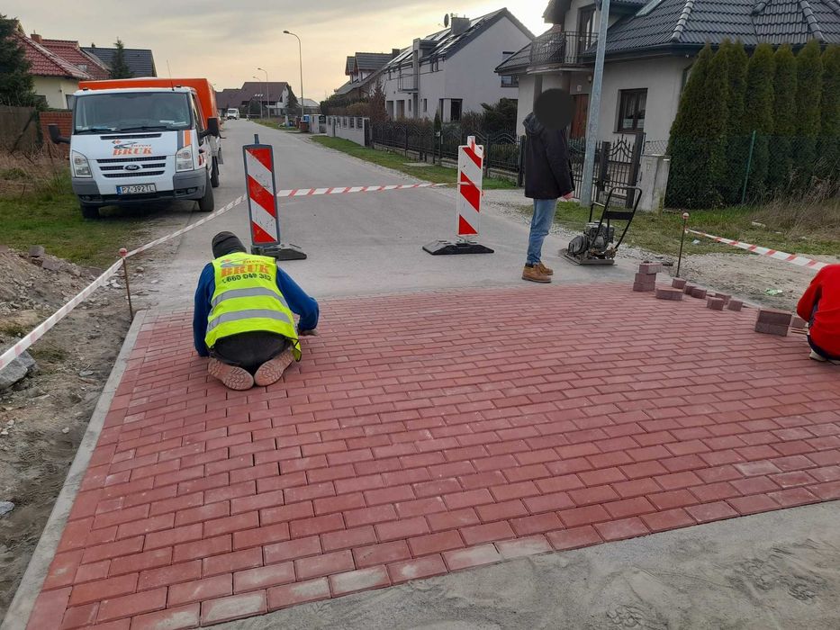 Kostka brukowa i granitowa - układanie, prace drogowe, brukarstwo