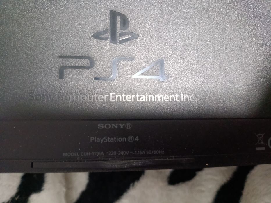 PlayStation 4 2xpad gry