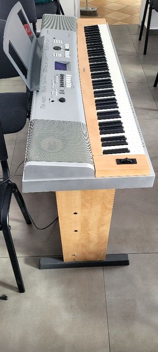 Pianino Yamaha DGX-630