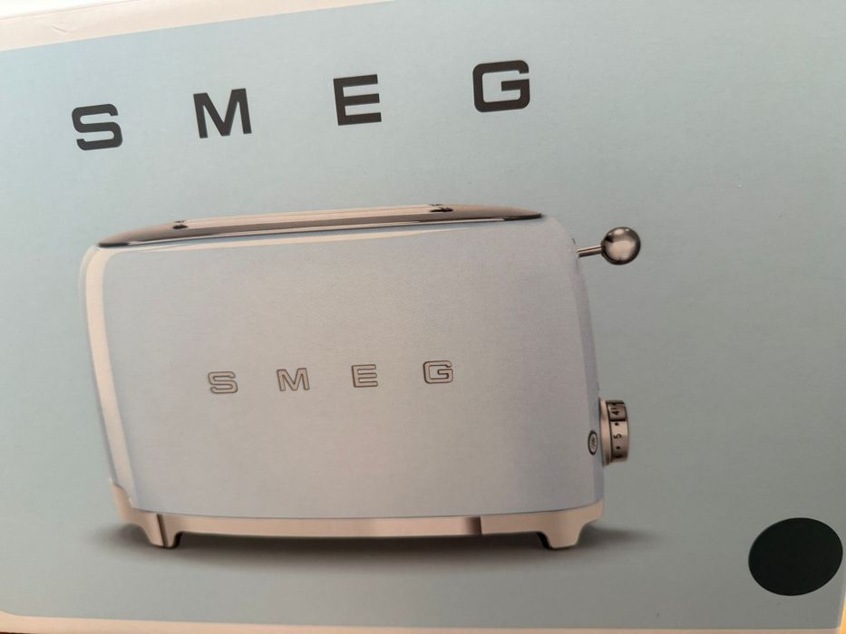 Torradeira Smeg nova