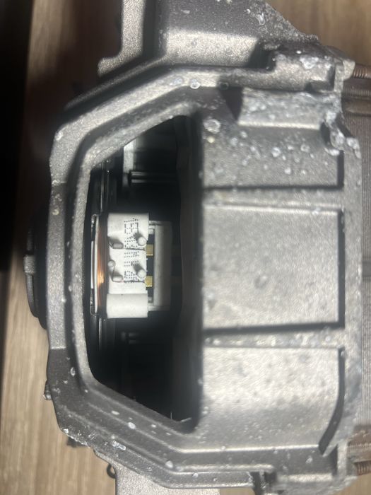 Silnik do pralki bosch na 7 pinów