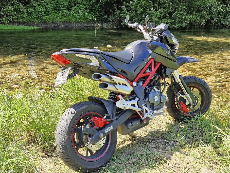 Benelli TNT 125