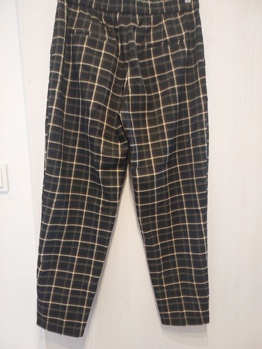 Spodnie  Reserved r. 40