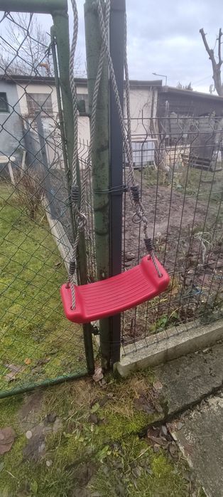 Huśtawka ogrodowa  plastikowa