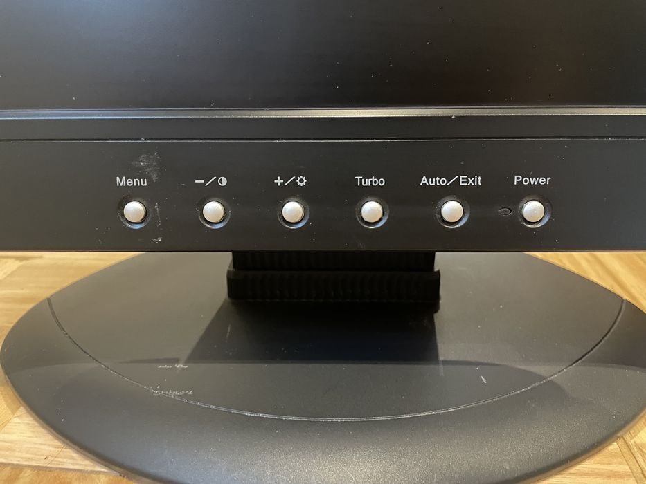 Monitor PC LCD - ACER 17”