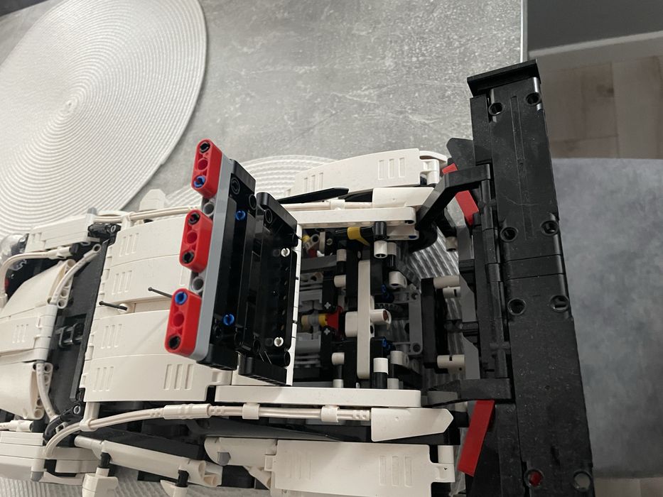 Sprzedam samochod z klockow