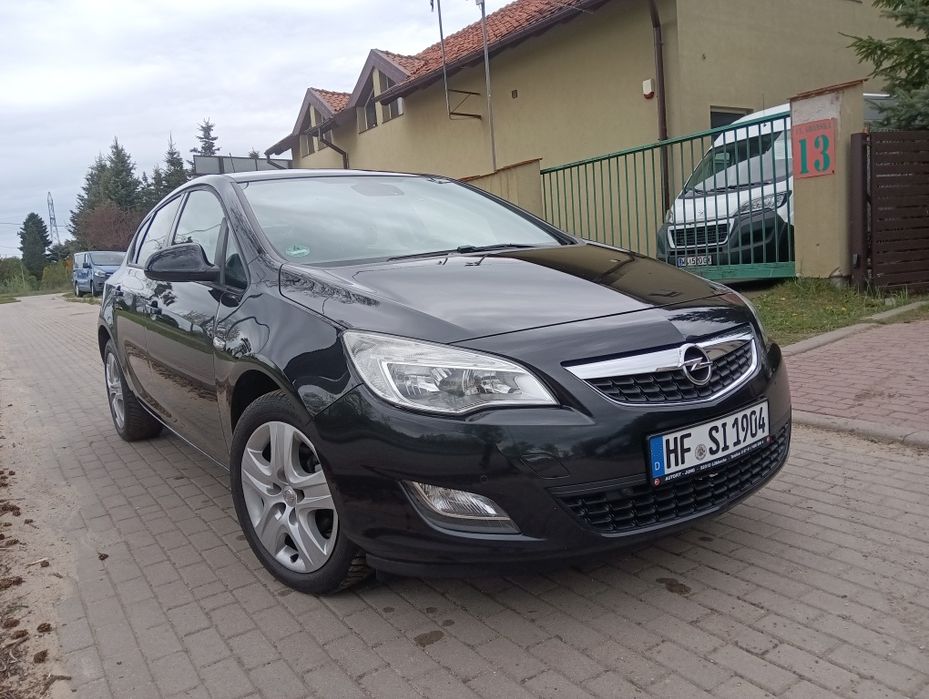 Opel Astra J Model 2012 1.4 T
