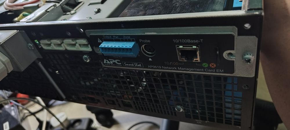 ДБЖ APC SURTD5000XLI інвертор, генератор, блекаутт