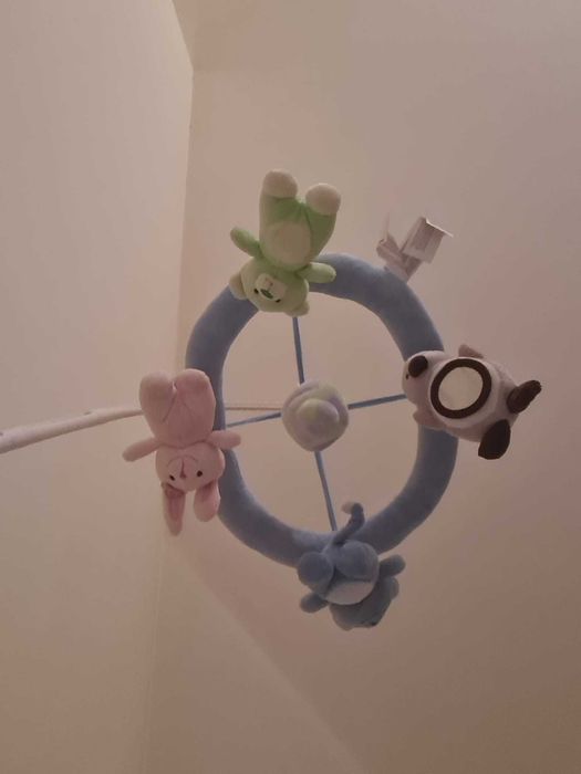 Mobile com Suporte para Berço com Musica
