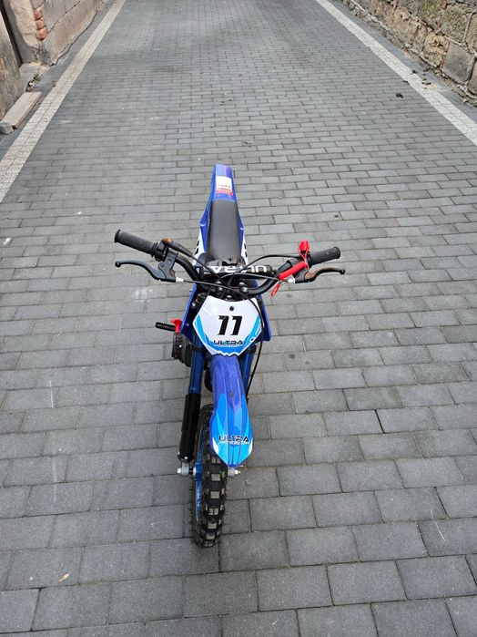 Mini cross spalinowy