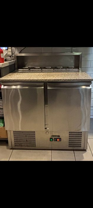 Продам холодильный стол (саладетту) GoodFood PS-900