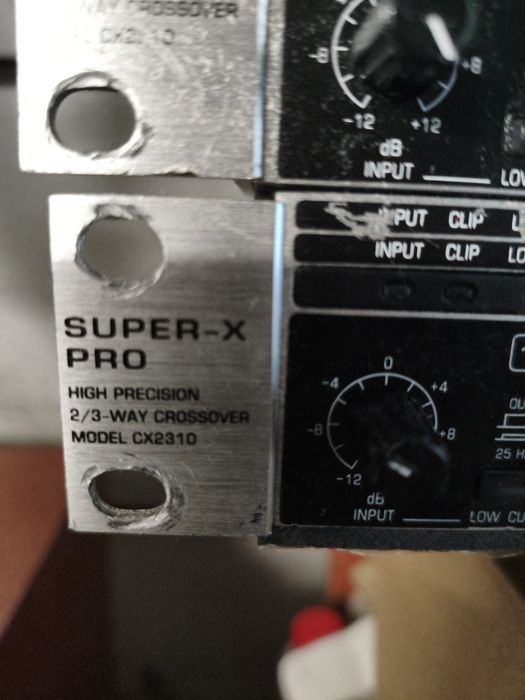 Behringer CX2310