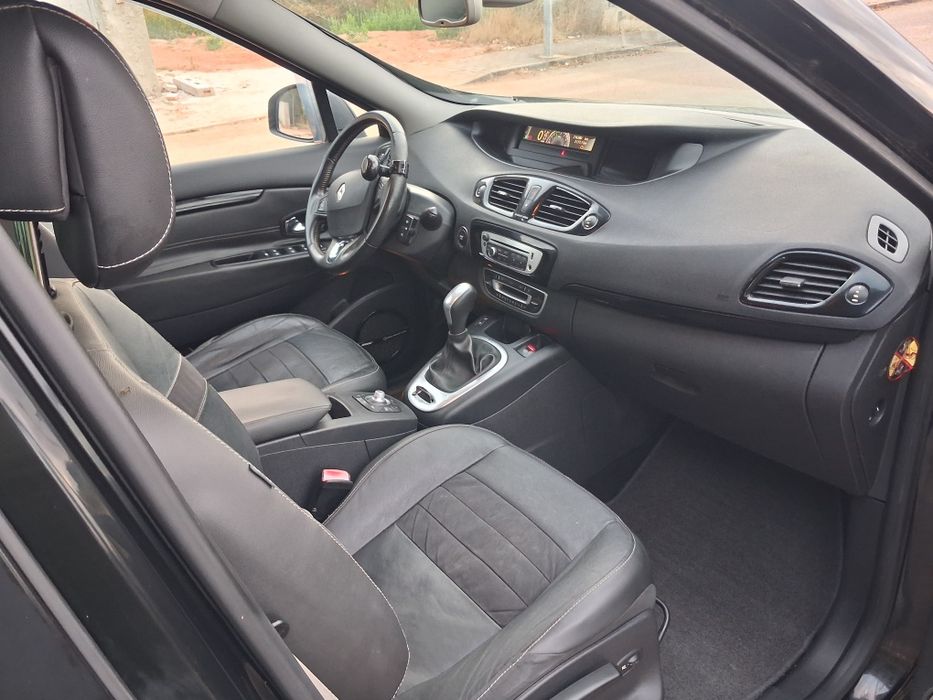 Renault scenic .