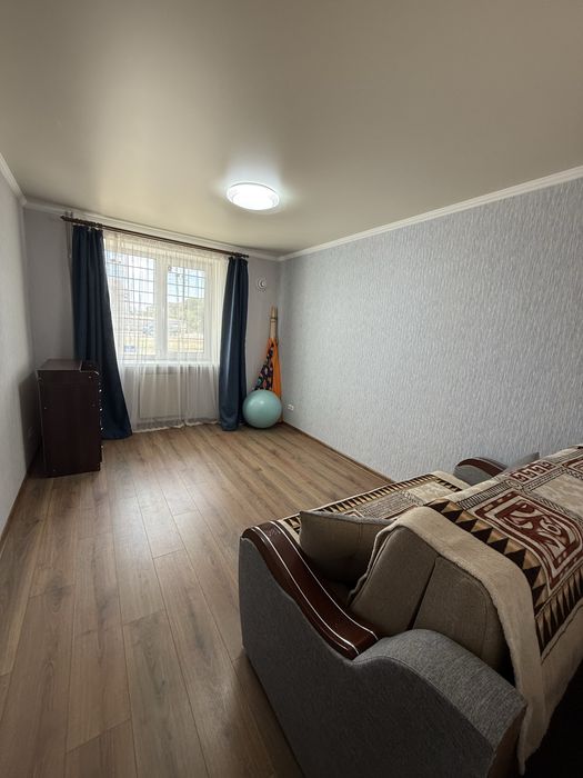 Продам шикарную квартиру на Солнечной