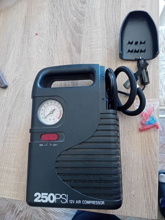Compressor de ar portátil 12V 250PSI