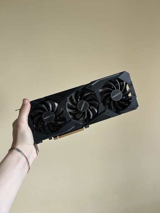 Не робоча! RTX 2070 8Gb Gigabyte Відеокарта