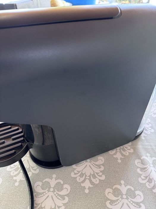 Máquina cápsulas DELTA