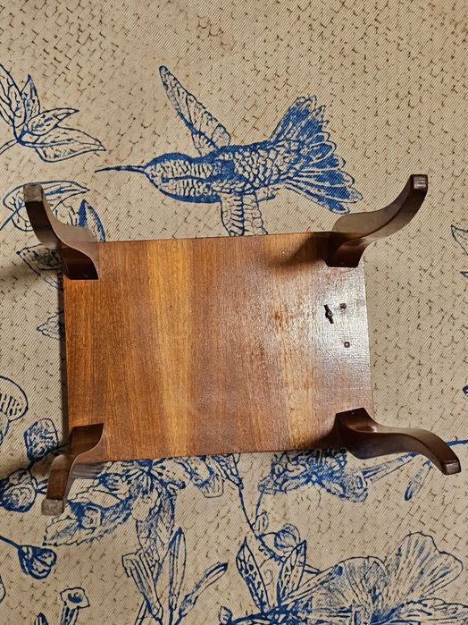 MESA de APOIO com CAIXA de MÚSICA anos 1950/1960