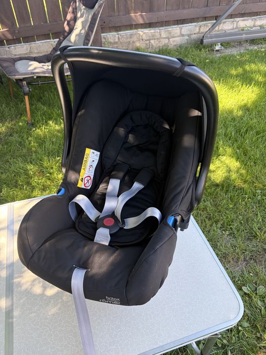 Автолюлька Britax Romer 0-15 м з базою Isofix