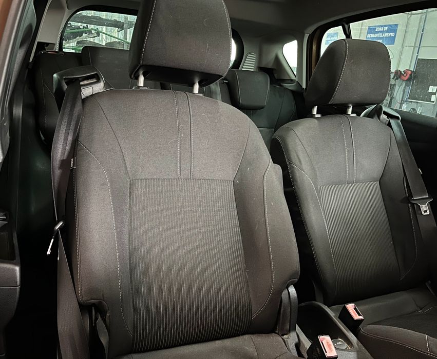 Conjunto de bancos FORD B-Max (JK)