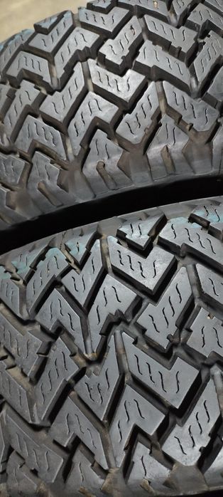 Pneus 205/55/16  semi novos