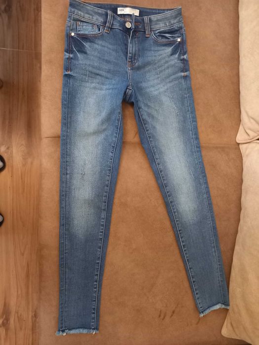 Spodnie jeans Zara