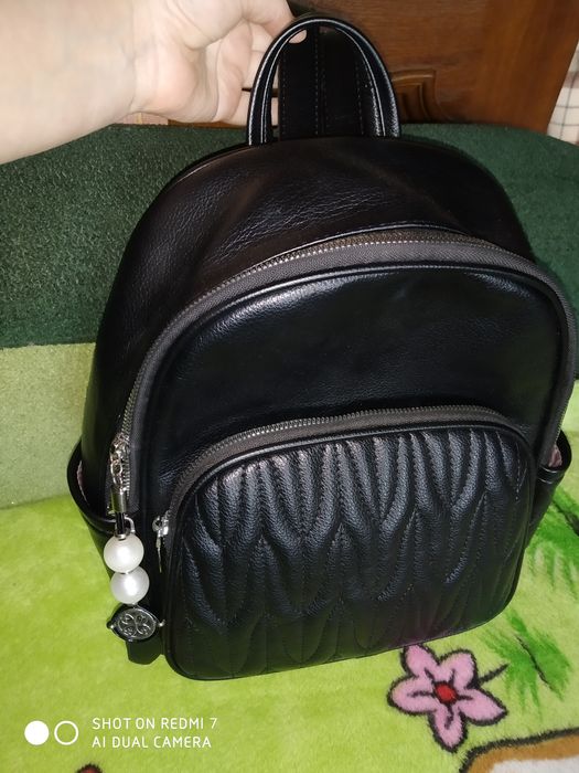 Рюкзак чорного кольору, зможу відправити