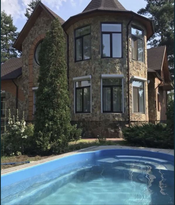 Сдам дом с басейном Козин Конча Заспа