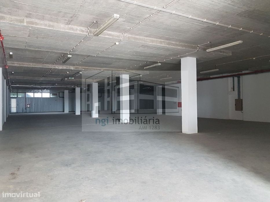 Póvoa de Santa Iria Warehouse - Loures