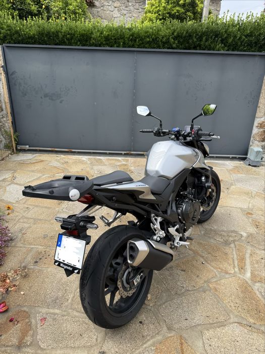 Honda CB750 Hornet 2025 (65kw)