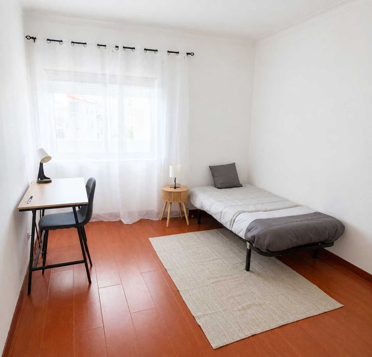 Quartos mobilados no centro de Castelo Branco | Despesas incluídas | Terraço privado | Limpeza | Ideal para estudantes e jovens profissionais