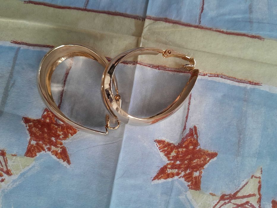 złote kolczyki jak nowe