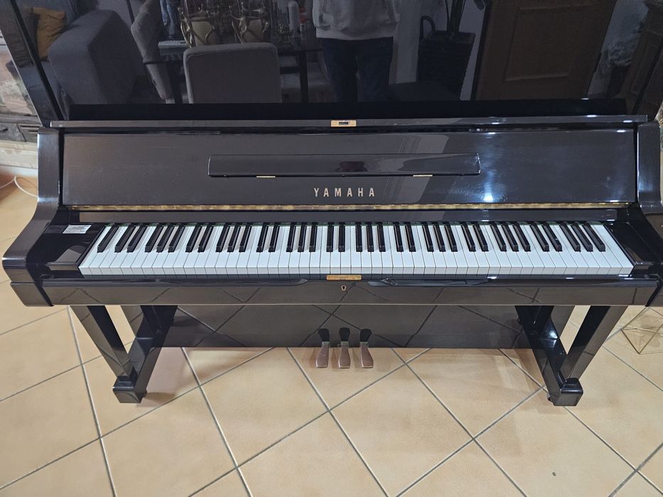 Piano Vertical Yamaha X
