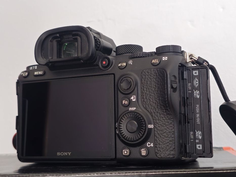 Sony a7iii + Objetiva + Case + Filtro