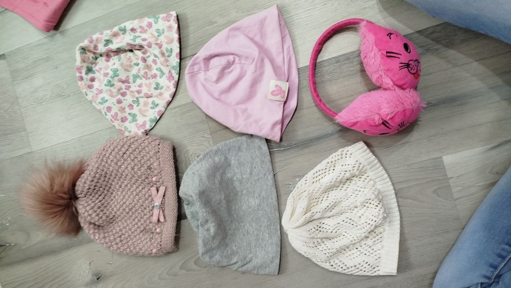 Paka ubrań dla dziewczynki rozm 122/128