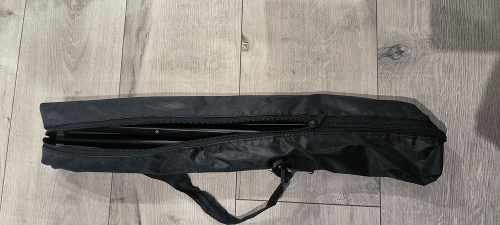 Підставка до нотного зошита .