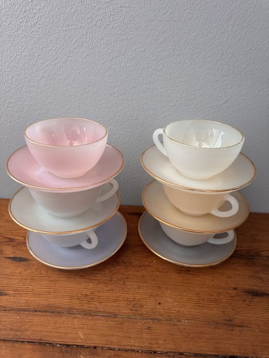 Vintage conjunto chavenas cafe antigas