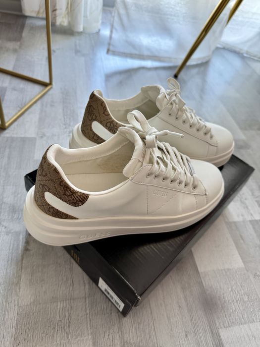 Sneakersy damskie GUESS