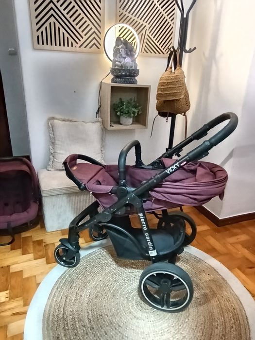 Carrinho de bebé Pierre Cardin Vicky Bordó
