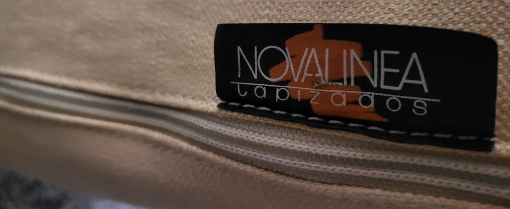 Sofá de penas em óptimo estado.