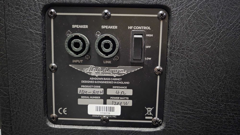 Ashdown ABM 8x10+ case -popularna lodówka