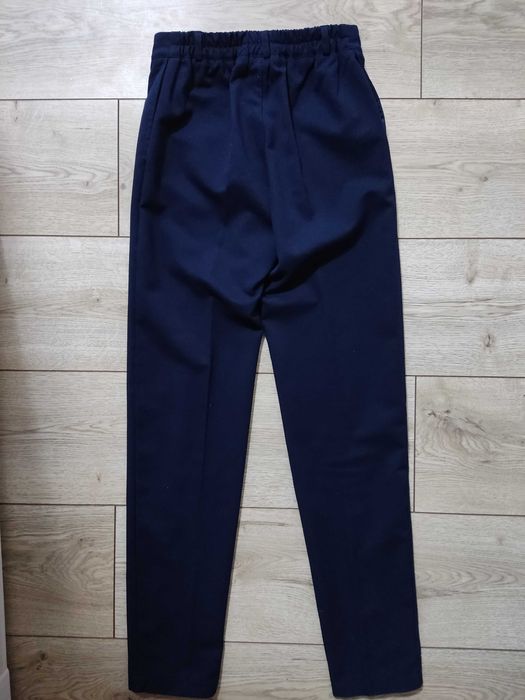 Гарні брюки для дівчинки 152см