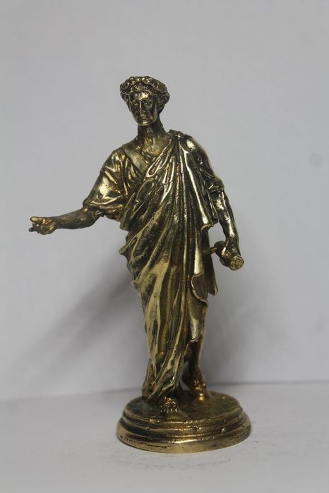 Художественное литьё  бронзы, латуни, нейзильбера,серебра, золота.