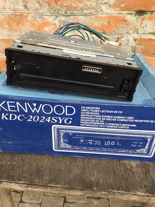 Автомагнітола “Kenwood”