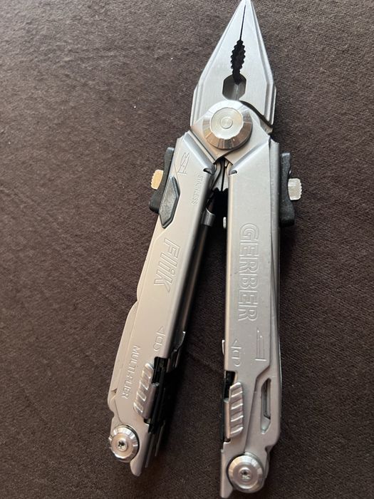 Multitool Gerber Flik