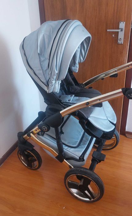 Carrinho de bebé