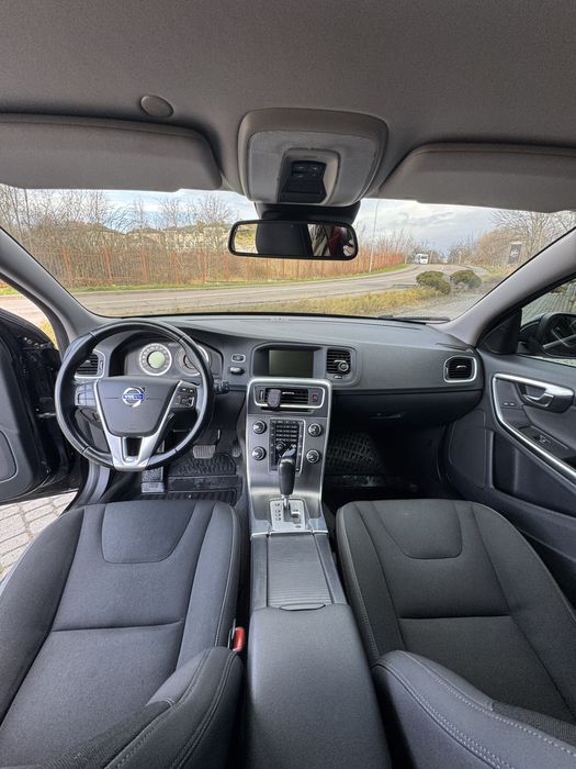 Продам VOLVO V60 Дизель